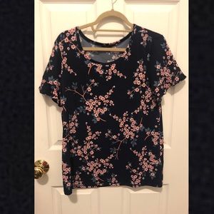 Banana Republic Floral Short-sleeved Top